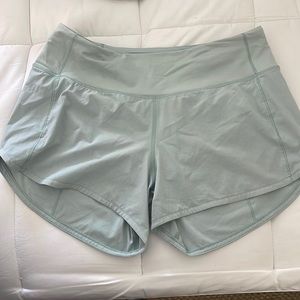 Lululemon high rise speed up 4inch size 6 shorts.